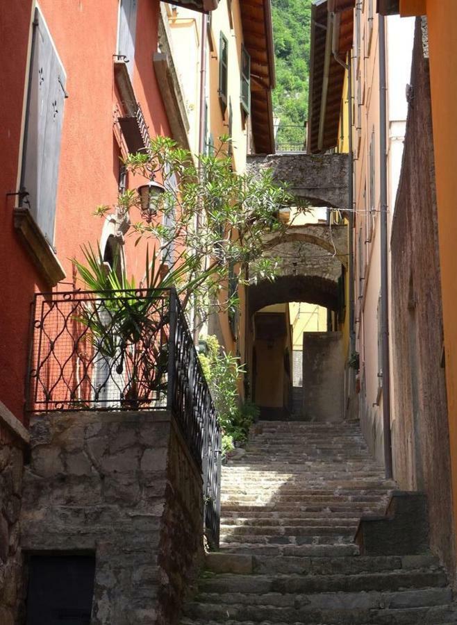 Ferienwohnung Il Nido Rezzonico Exterior foto